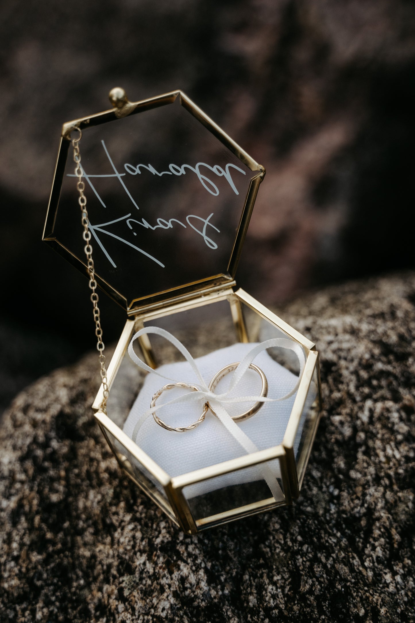 Ringkästchen Sechseckig Gold mit Personalisierung