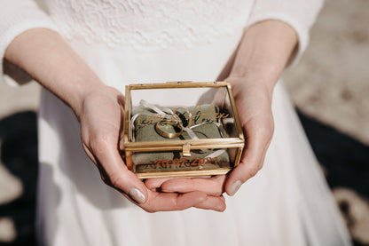 Ringkästchen Gold mit Oliven Kissen | Ringbox aus Glas Eckig | zur Hochzeit personalisiert
