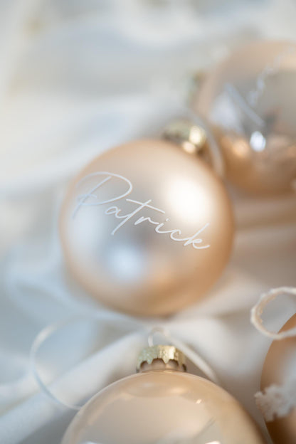 Weihnachtskugel personalisiert | Glaskugel Champagner mit Name & Schleife | Geschenk Weihnachten individuell